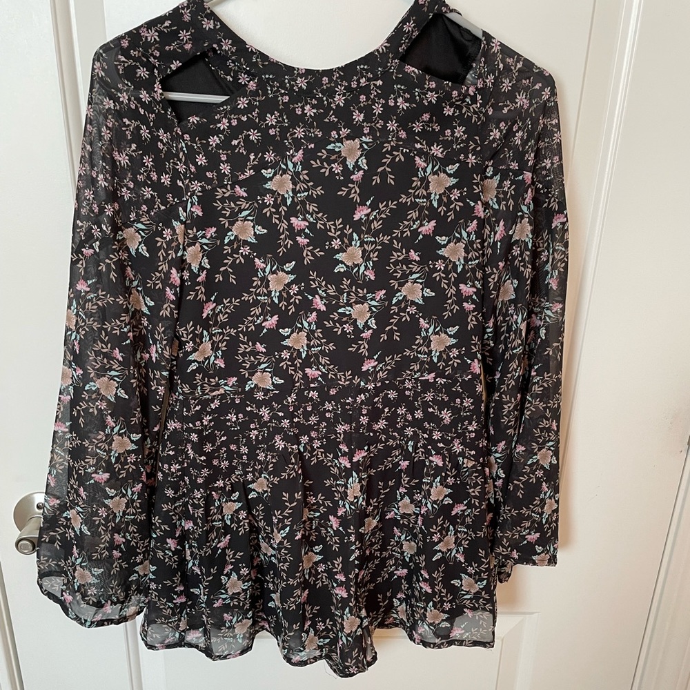 Truly Me by SaraSara Girls long sleeve romper size L